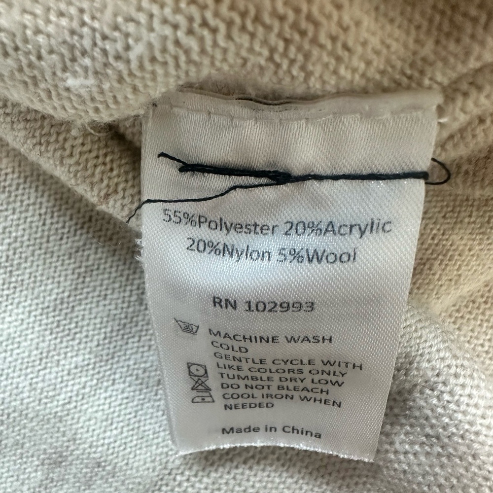 Great Jones Oversized Beige Sweater Size XSmall - Picture 11 of 11